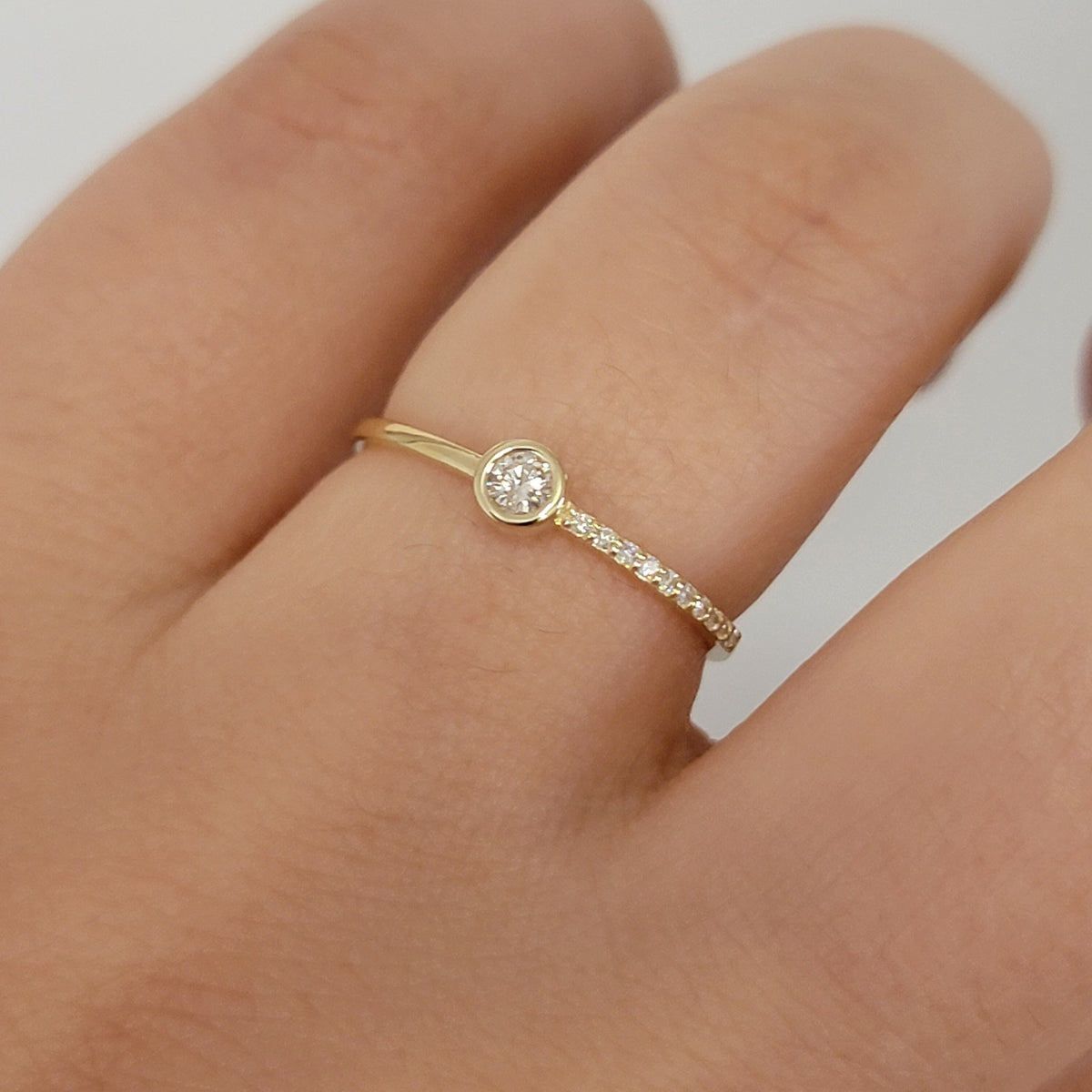 Diamond Engagement ring, 0.10 Ct Solitaire Diamond Bezel Ring, Petite Stackable Diamond Bezel Ring, Promise Ring, 14k Yellow, Rose, White