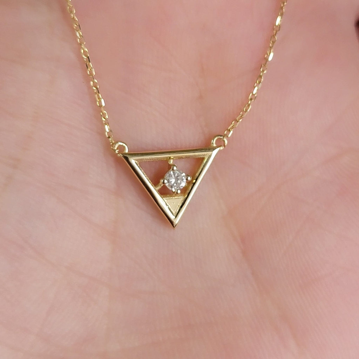 Trillion Diamond Necklace, 14K Gold Diamond Necklace, Diamond Triangle Necklace, Geometric Diamond Necklace, Charm Pendant Necklace, Rose