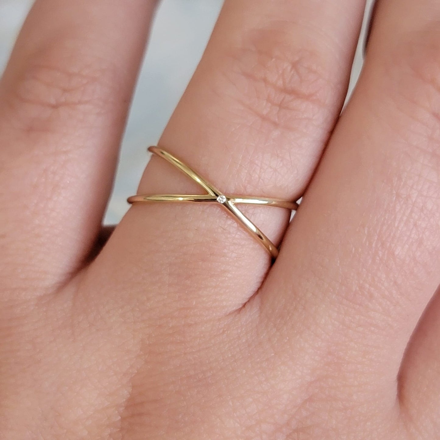 14k Gold Elegant Crisscross  Ring with Diamond Accent