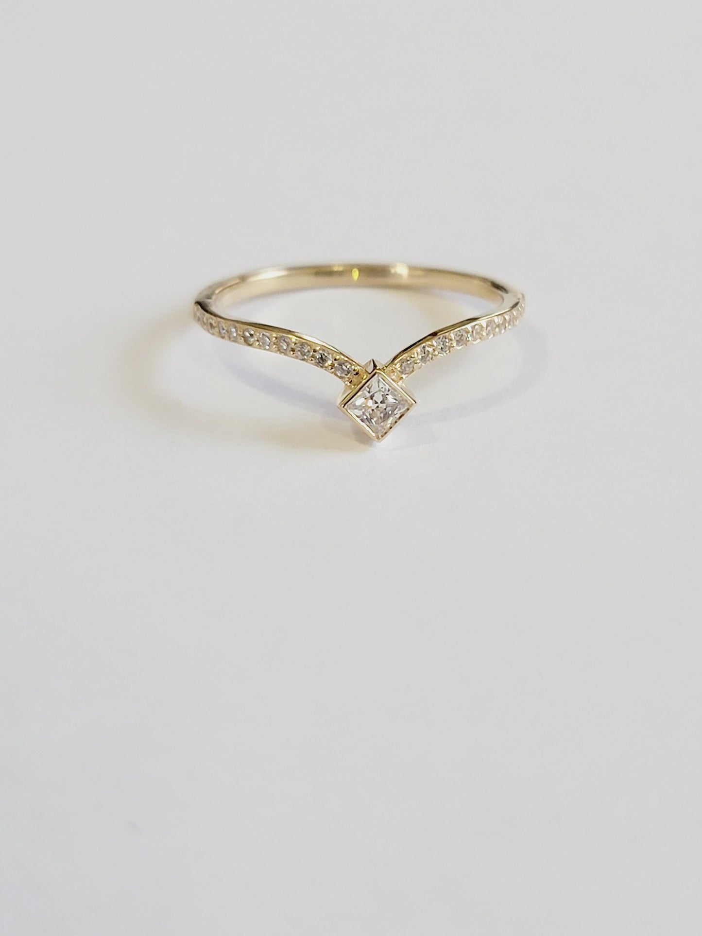 Diamond Ring, 14k Gold Diamond Curve Ring, Chevron Stacking Ring, Curved Diamond Wedding Ring, Stackable V Ring,  Promise Anniversary Ring