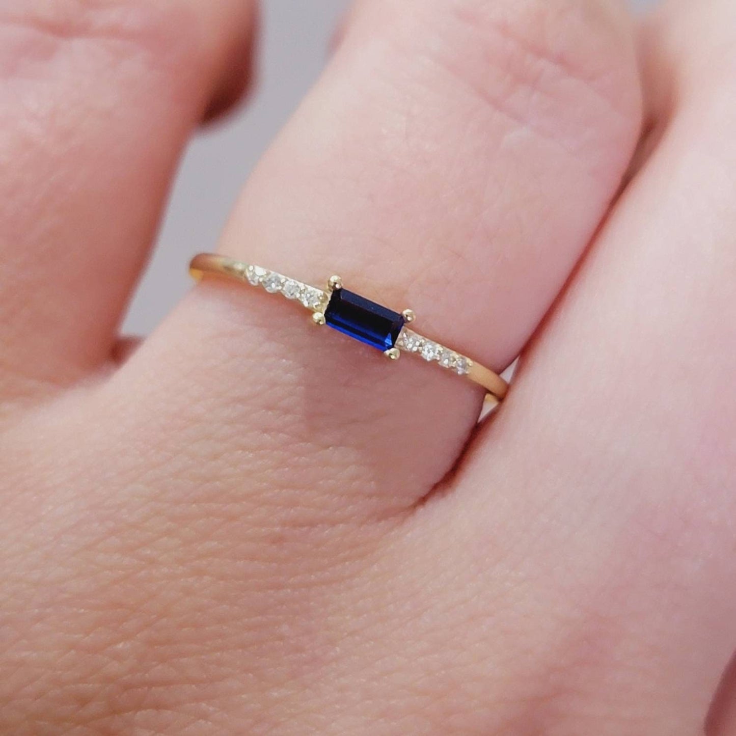 14k Gold Blue Sapphire and Diamond Ring