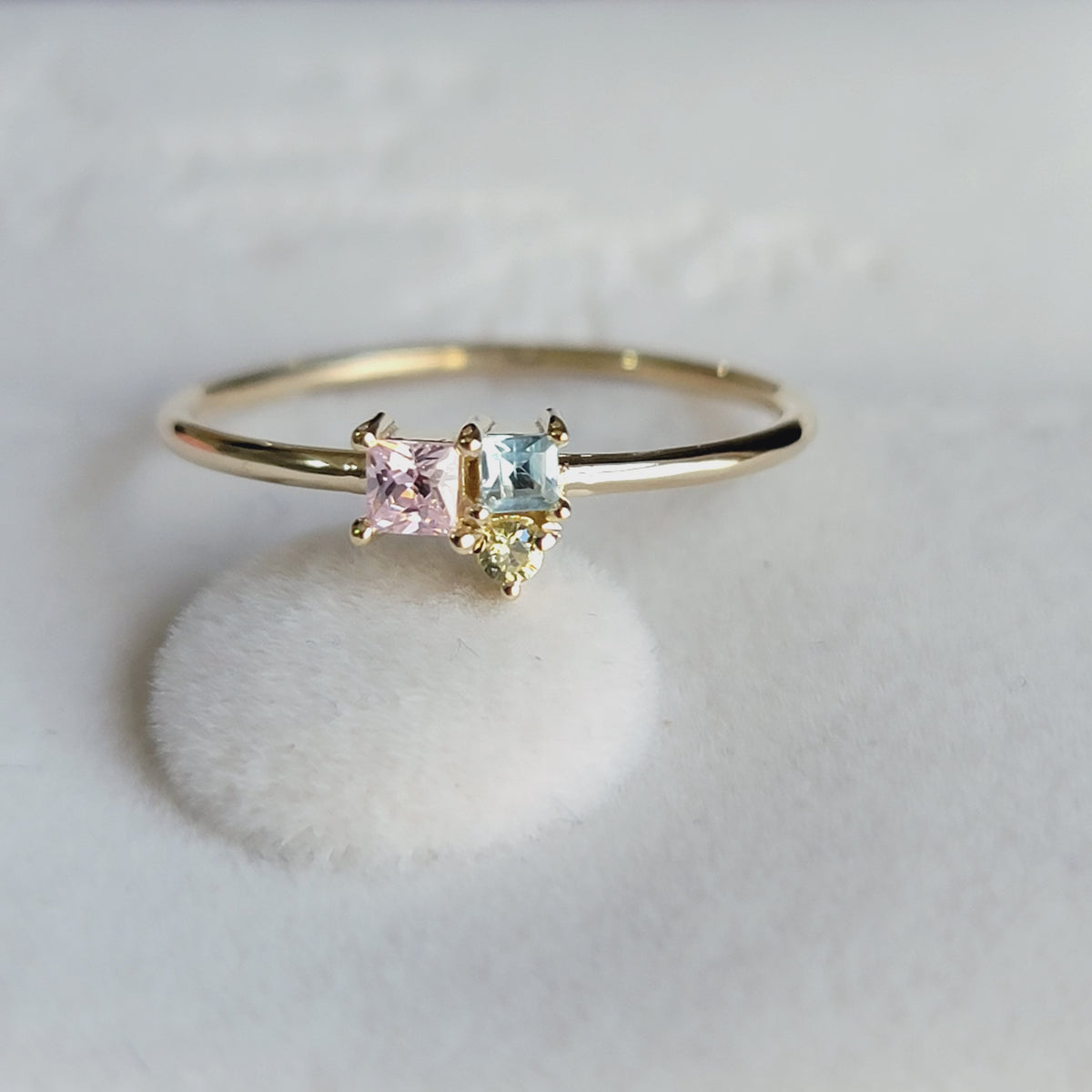 14k Gold Three Gemstone Ring