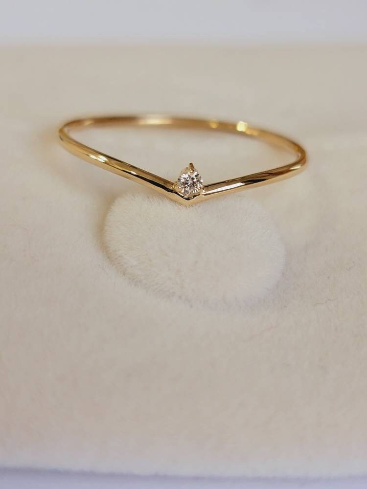 V Diamond Ring in 14k Gold, Curved Diamond Ring, Chevron Ring, Midi V Diamond Ring, Dainty Diamond Band, Stacking Ring, Matching Band